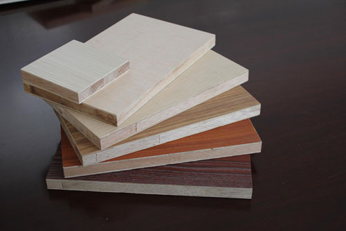 实木板材与生态板哪一种更适合家庭装修用?