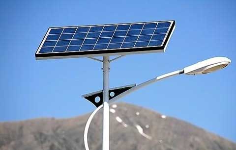 影响太阳能路灯价格的因素有哪些?