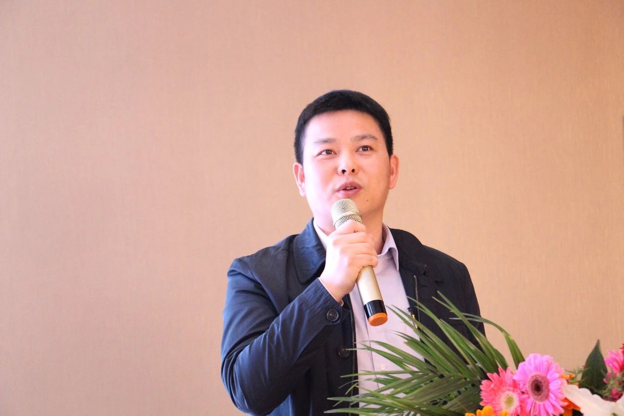 刘治国：跟着阳光照明干就是有钱赚