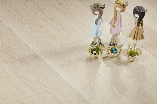 木地板装修|避开频繁清洁，小编教你如何选择木地板颜色