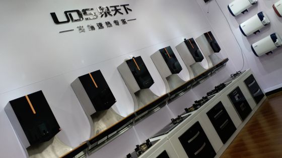 品牌大事|泉天下热水器携新品双速热热水器惊喜亮相展会