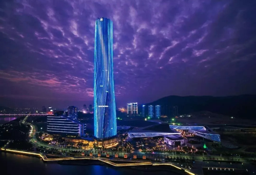 雷士"对话"城市照明 博士领衔专业照明团队解析 雷士"对话"城市照明 博士领衔专业照明团队解析