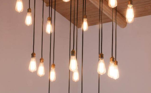 想要闷声发财,实际上灯饰照明行业正在悄然变化 想要闷声发财,实际上灯饰照明行业正在悄然变化