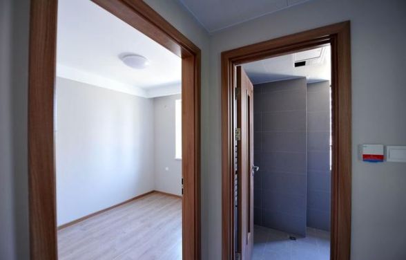 门套和墙壁之间的间隙怎么填?室内门套安装的留意要素有什么?