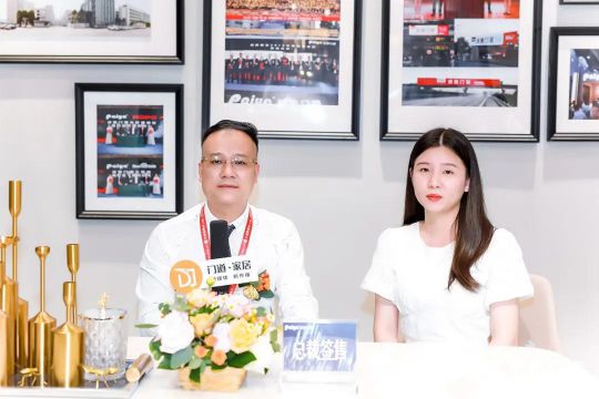 人气爆棚超震撼!!派雅门窗携“至臻新品”惊艳建博会！ 