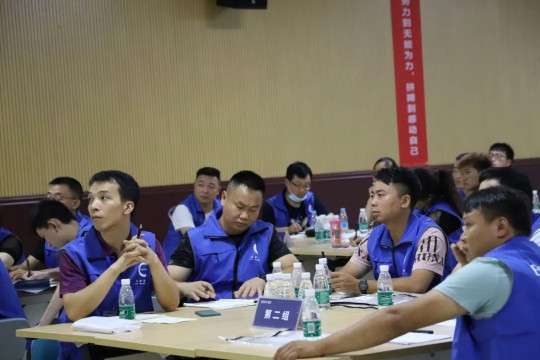 亿合门窗从“新”出发，成功举办新一届新商训练营