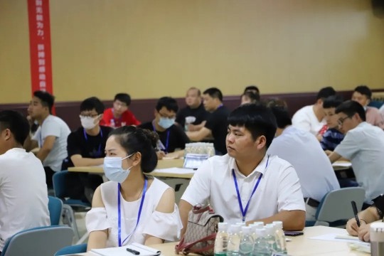 亿合门窗从“新”出发，成功举办新一届新商训练营