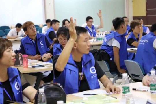 亿合门窗从“新”出发，成功举办新一届新商训练营